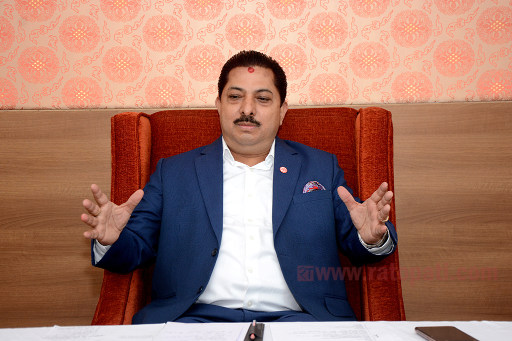 चीनसँग पहल गरेर तत्काल तातोपानी र रसुवा नाका सुचारु गर्न माग