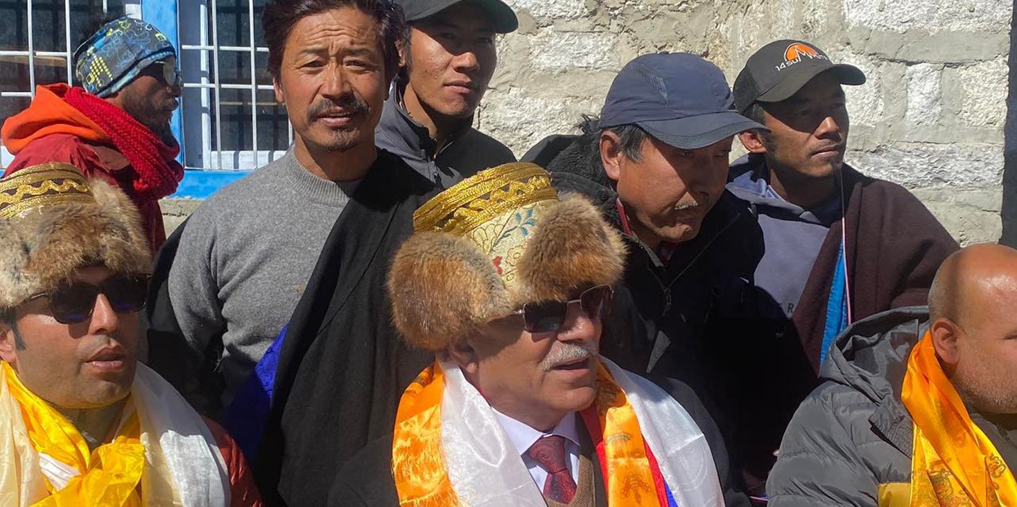 प्रचण्डले स्विकारे चिनियाँ नाकाबन्दी , तिब्बतसँग जोडिएको नाका खोल्न पहल गर्ने प्रतिवद्धता