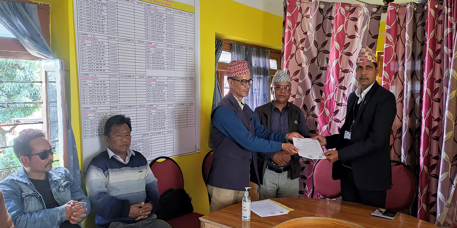 तीन वर्षदेखि बन्द चीन जोड्ने दार्चुलाको टिंकर नाका चलाउन माग गर्दै स्थानीय काठमाडौँ मा