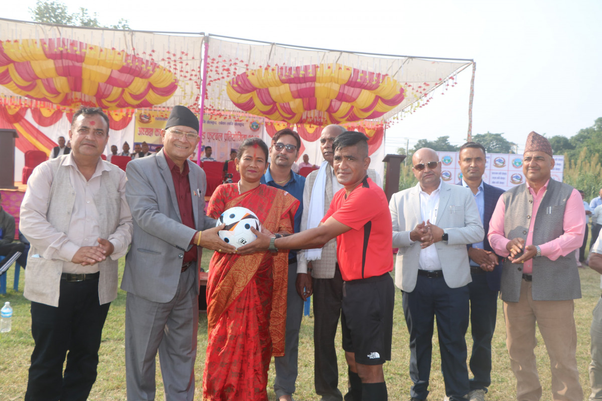 सियारीमा अध्यक्ष कप दोश्रो रनिङ्ग शिल्ड फुटवल प्रतियोगिता शुरु