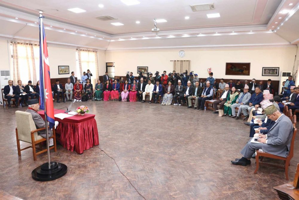 चिनियाँ कम्पनीले बारम्बार झुक्याएपछी प्रधानमन्त्री ओली ले भने मंसिरभित्र काम शुरु नगरे ठेक्का तोड्ने