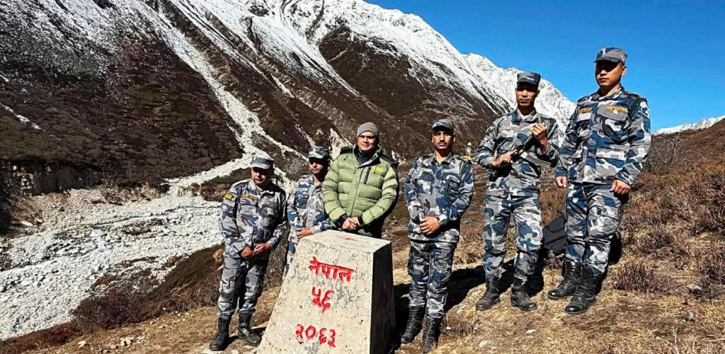 बाहिनीपतिको नेतृत्वमा पहिलोपटक दोलखामा रहेको नेपाल–चीन सीमास्तम्भ अवलोकन